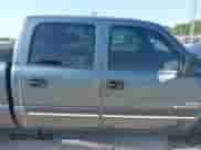 2007 Chevrolet Silverado 2500HD LT1 with VIN 1GCHC23D47F182121, listed as a IAAI auction lot 42391200 with Not provided miles and . Bid and sale history available at DreamBid. Image 13.