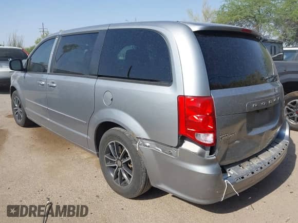 2016 Dodge Grand Caravan SE z VIN 2C4RDGBGXGR314799, wystawiony jako IAAI lot #42626257 z przebiegiem 164 785 mil mil oraz . Historia ofert i sprzedaży dostępna na DreamBid. Obrazek 6.