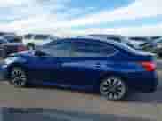 2017 Nissan Sentra SR z VIN 3N1AB7AP3HY226220, wystawiony jako IAAI lot #41721447 z przebiegiem 107 187 mil mil oraz . Historia ofert i sprzedaży dostępna na DreamBid. Obrazek 14.