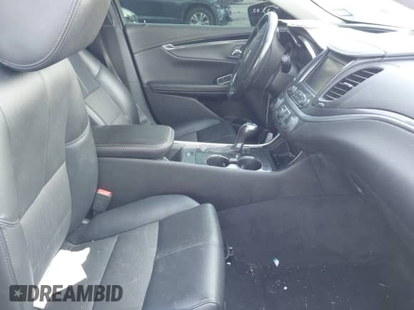 2019 Chevrolet Impala LT z VIN 1G11Z5SA5KU125593, wystawiony jako IAAI lot #43253203 z przebiegiem 193 952 mil mil oraz . Historia ofert i sprzedaży dostępna na DreamBid. Obrazek 5.