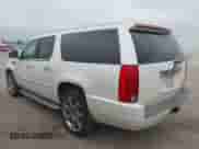 2008 Cadillac Escalade ESV с VIN 1GYFK668X8R119034, выставлен на аукционе IAAI как лот 42794609 с пробегом 239 284 миль миль и . История ставок и продаж доступна на DreamBid. Изображение 3.