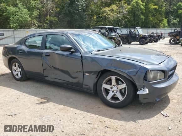 2008 Dodge Charger с VIN 2B3KA43G08H286205, выставлен на аукционе Copart как лот 70762504 с пробегом 183 156 миль миль и Списание • Salvage title. История ставок и продаж доступна на DreamBid. Изображение 4.