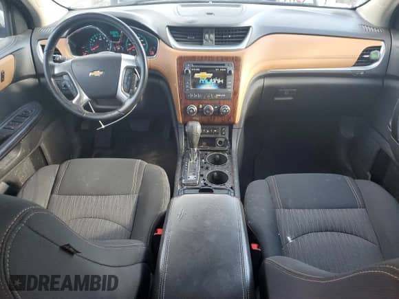 2014 Chevrolet Traverse LT with VIN 1GNKVGKD8EJ176824, listed as a Copart auction lot 81514015 with 140,297 mi miles and Clean title. Bid and sale history available at DreamBid. Image 8.