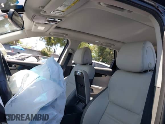 2016 Kia Sorento SXL with VIN 5XYPK4A53GG033928, listed as a IAAI auction lot 42639686 with 42,454 mi miles and . Bid and sale history available at DreamBid. Image 19.