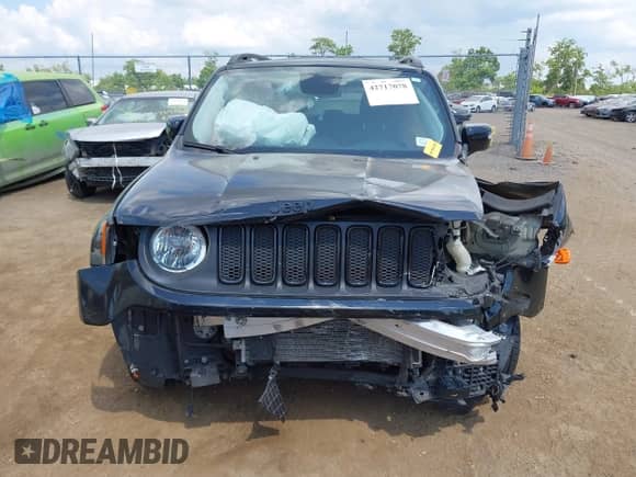 2017 Jeep Renegade Latitude с VIN ZACCJABB6HPG67093, выставлен на аукционе IAAI как лот 42717078 с пробегом 107 655 миль миль и . История ставок и продаж доступна на DreamBid. Изображение 13.