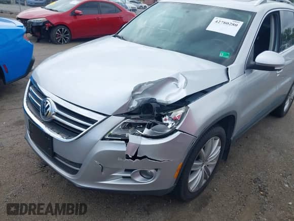 2010 Volkswagen Tiguan с VIN WVGAV9AX5AW001547, выставлен на аукционе IAAI как лот 42780280 с пробегом 88 414 миль миль и . История ставок и продаж доступна на DreamBid. Изображение 6.