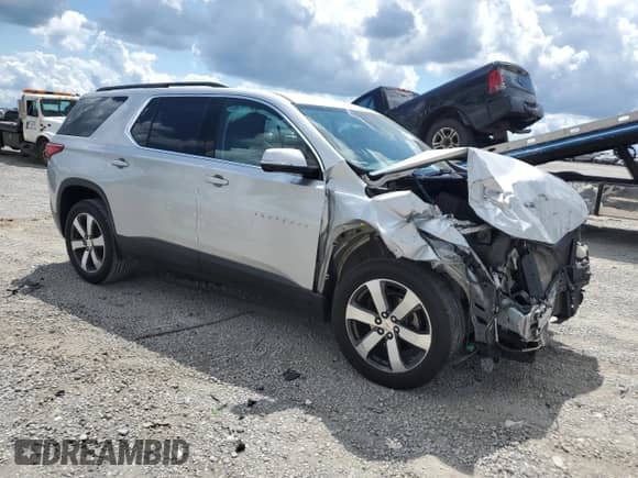 2020 Chevrolet Traverse LT with VIN 1GNERHKW9LJ185408, listed as a Copart auction lot 68720255 with 127,010 mi miles and Salvage title. Bid and sale history available at DreamBid. Image 4.