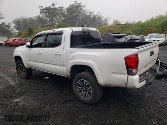 2017 Toyota Tacoma SR5 с VIN 5TFCZ5AN1HX087243, выставлен на аукционе Copart как лот 68001565 с пробегом 63 152 миль миль и Чистый • Clean title. История ставок и продаж доступна на DreamBid. Изображение 2.