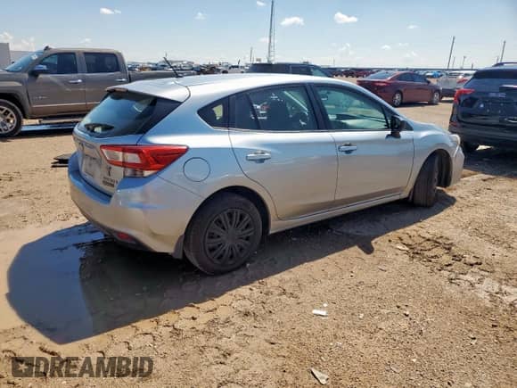 2018 Subaru Impreza z VIN 4S3GTAA66J3716593, wystawiony jako Copart lot #80800015 z przebiegiem 102 020 mil mil oraz Szkoda całkowita • Salvage title. Historia ofert i sprzedaży dostępna na DreamBid. Obrazek 3.