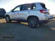 2011 Volkswagen Tiguan S с VIN WVGCV7AXXBW502013, выставлен на аукционе Copart как лот 88782505 с пробегом 45 091 миль миль и Списание • Salvage title. История ставок и продаж доступна на DreamBid. Изображение 2.