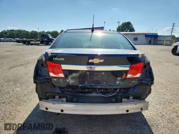 2014 Chevrolet Cruze LS with VIN 1G1PA5SH9E7375257, listed as a Copart auction lot 84592855 with 170,042 mi miles and Salvage title. Bid and sale history available at DreamBid. Image 6.