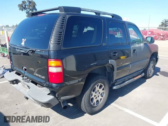 2003 Chevrolet Tahoe Z71 z VIN 1GNEK13T63R134594, wystawiony jako IAAI lot #43429932 z przebiegiem 237 653 mil mil oraz . Historia ofert i sprzedaży dostępna na DreamBid. Obrazek 4.