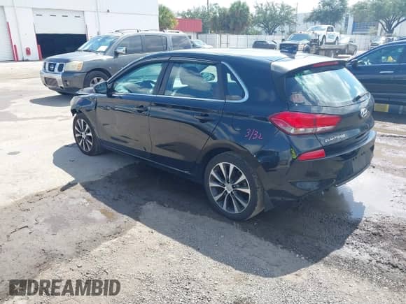 2018 Hyundai Elantra z VIN KMHH35LE4JU070279, wystawiony jako IAAI lot #43350284 z przebiegiem 187 512 mil mil oraz . Historia ofert i sprzedaży dostępna na DreamBid. Obrazek 3.