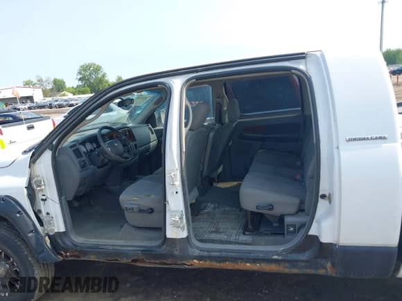2006 Dodge 2500 SLT with VIN 3D7KS29CX6G183882, listed as a IAAI auction lot 39969698 with 309,186 mi miles and . Bid and sale history available at DreamBid. Image 14.