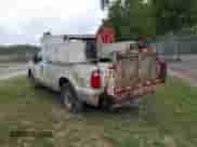 2011 Ford F-250 XL z VIN 1FTBF2A63BEB21696, wystawiony jako IAAI lot #42118911 z przebiegiem 212 721 mil mil oraz . Historia ofert i sprzedaży dostępna na DreamBid. Obrazek 3.