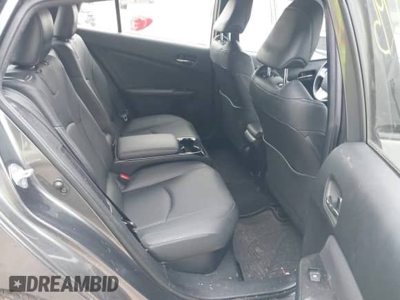 2018 Toyota Prius Plus z VIN JTDKARFP7J3083814, wystawiony jako IAAI lot #42511795 z przebiegiem 138 255 mil mil oraz . Historia ofert i sprzedaży dostępna na DreamBid. Obrazek 8.