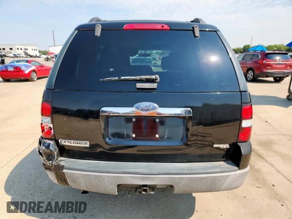 2006 Ford Explorer XLS with VIN 1FMEU62EX6UA83665, listed as a Copart auction lot 70061415 with 201,116 mi miles and Salvage title. Bid and sale history available at DreamBid. Image 6.