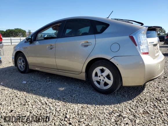 2010 Toyota Prius III с VIN JTDKN3DU3A0190418, выставлен на аукционе Copart как лот 82436445 с пробегом 242 043 миль миль и Списание • Salvage title. История ставок и продаж доступна на DreamBid. Изображение 2.