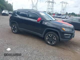 2018 Jeep Compass Trailhawk z VIN 3C4NJDDB6JT114501, wystawiony jako IAAI lot #43038200 z przebiegiem 132 431 mil mil oraz . Historia ofert i sprzedaży dostępna na DreamBid. Obrazek 1.