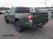 2022 Toyota Tacoma SR z VIN 3TMCZ5AN0NM457728, wystawiony jako IAAI lot #43145317 z przebiegiem 49 271 mil mil oraz . Historia ofert i sprzedaży dostępna na DreamBid. Obrazek 3.