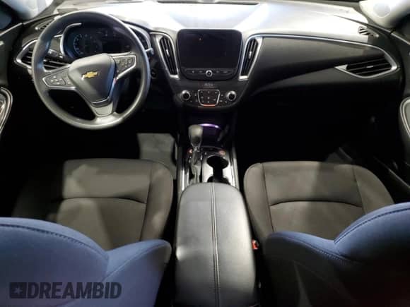 2024 Chevrolet Malibu LT with VIN 1G1ZD5ST2RF226060, listed as a Copart auction lot 90329215 with 32,379 mi miles and Clean title. Bid and sale history available at DreamBid. Image 8.