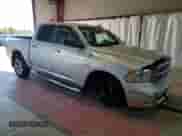 2018 Ram 1500 Big Horn z VIN 3C6RR7LT5JG138472, wystawiony jako Copart lot #71416835 z przebiegiem 60 677 mil mil oraz Szkoda całkowita • Salvage title. Historia ofert i sprzedaży dostępna na DreamBid. Obrazek 4.