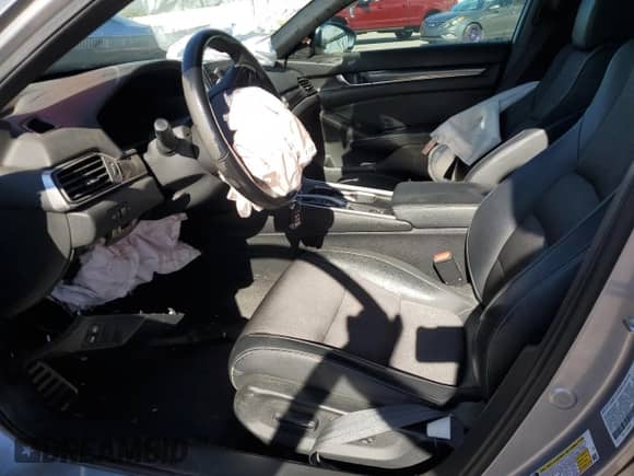 2018 Honda Accord Sport with VIN 1HGCV2F39JA024936, listed as a Copart auction lot 82534395 with 117,973 mi miles and Salvage title. Bid and sale history available at DreamBid. Image 7.