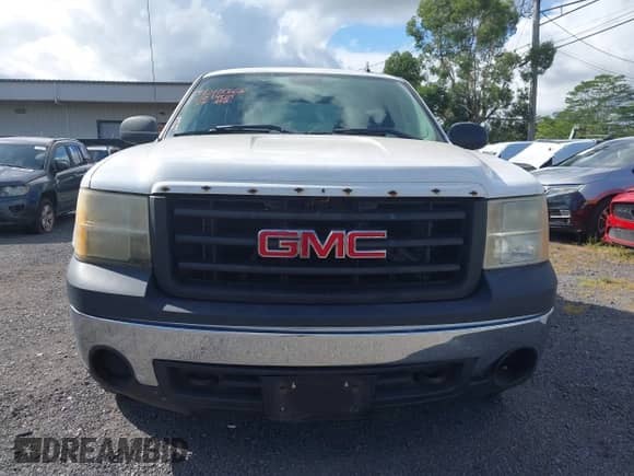 2007 GMC Sierra 1500 Work Truck with VIN 1GTEK19C77Z631448, listed as a IAAI auction lot 42100668 with 272,317 mi miles and . Bid and sale history available at DreamBid. Image 12.