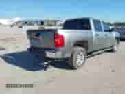 2012 Chevrolet Silverado 1500 LS z VIN 3GCPCREA2CG304751, wystawiony jako IAAI lot #43454086 z przebiegiem 201 223 mil mil oraz . Historia ofert i sprzedaży dostępna na DreamBid. Obrazek 4.