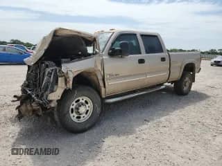 2005 Chevrolet Silverado 2500HD LS with VIN 1GCHK23205F886248, listed as a Copart auction lot 64263905 with Not provided miles and Salvage title. Bid and sale history available at DreamBid. Image 1.