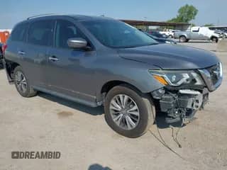 2017 Nissan Pathfinder SV z VIN 5N1DR2MN7HC909402, wystawiony jako IAAI lot #43069515 z przebiegiem 80 201 mil mil oraz . Historia ofert i sprzedaży dostępna na DreamBid. Obrazek 1.