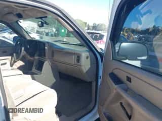2005 Chevrolet Silverado 1500 Z71 with VIN 2GCEK13T251109695, listed as a IAAI auction lot 43203971 with 153,817 mi miles and . Bid and sale history available at DreamBid. Image 5.