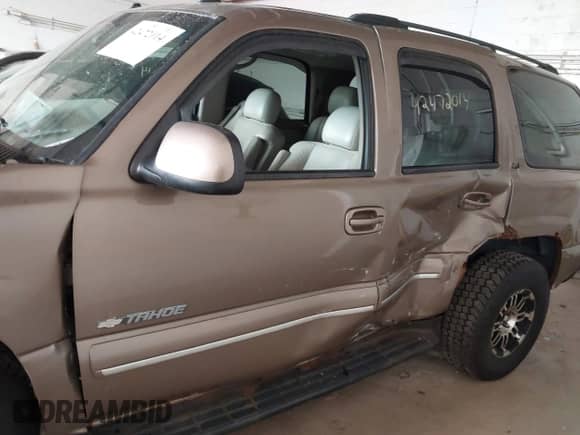 2003 Chevrolet Tahoe LT с VIN 1GNEK13Z53J304169, выставлен на аукционе IAAI как лот 42472014 с пробегом Не указан миль и . История ставок и продаж доступна на DreamBid. Изображение 14.