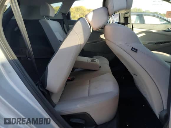 2016 Hyundai Tucson Sport z VIN KM8J3CA24GU145585, wystawiony jako Copart lot #86843585 z przebiegiem 101 615 mil mil oraz Czysty tytuł • Clean title. Historia ofert i sprzedaży dostępna na DreamBid. Obrazek 11.