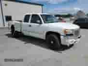 2004 GMC Sierra 1500 SLT z VIN 2GTEK19T841367242, wystawiony jako Copart lot #69794725 z przebiegiem 256 017 mil mil oraz Szkoda całkowita • Salvage title. Historia ofert i sprzedaży dostępna na DreamBid. Obrazek 4.