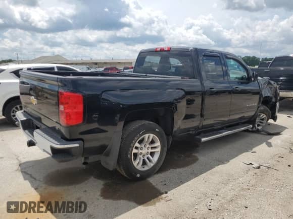 2017 Chevrolet Silverado 1500 LT with VIN 1GCRCREC0HZ113671, listed as a Copart auction lot 62729465 with 52,248 mi miles and Salvage title. Bid and sale history available at DreamBid. Image 3.