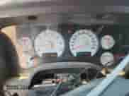 2003 Dodge 1500 ST z VIN 1D7HU18N73J642085, wystawiony jako Copart lot #63750395 z przebiegiem 278 158 mil mil oraz Czysty tytuł • Clean title. Historia ofert i sprzedaży dostępna na DreamBid. Obrazek 9.