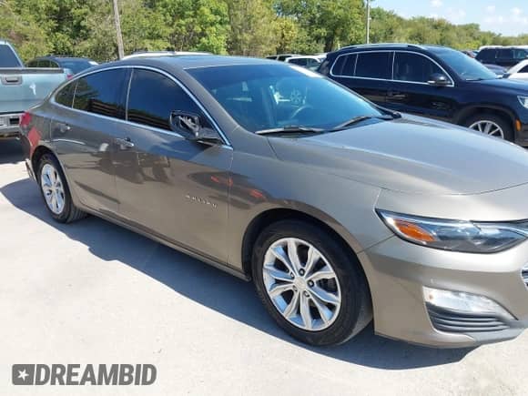 2020 Chevrolet Malibu LT with VIN 1G1ZD5ST0LF088123, listed as a IAAI auction lot 43332848 with 188,523 mi miles and . Bid and sale history available at DreamBid. Image 13.