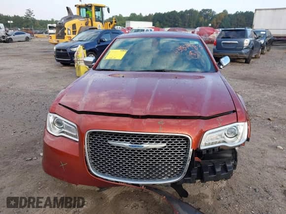 2021 Chrysler 300 Touring с VIN 2C3CCAAG0MH602425, выставлен на аукционе IAAI как лот 43187983 с пробегом 54 000 миль миль и . История ставок и продаж доступна на DreamBid. Изображение 12.