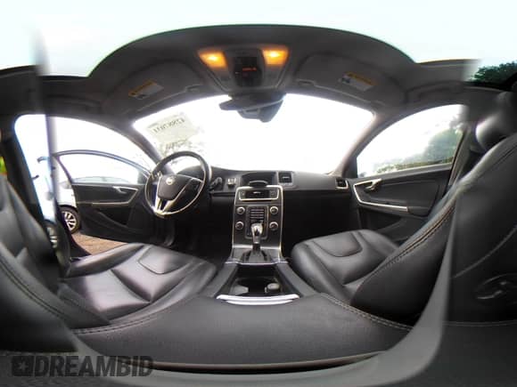 2015 Volvo S60 T5 Premier с VIN YV1612TK8F1334127, выставлен на аукционе IAAI как лот 42887031 с пробегом 101 981 миль миль и . История ставок и продаж доступна на DreamBid. Изображение 19.
