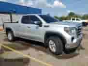 2020 GMC Sierra 1500 SLE с VIN 1GTR9BED3LZ208183, выставлен на аукционе Copart как лот 72060134 с пробегом 63 156 миль миль и Списание • Salvage title. История ставок и продаж доступна на DreamBid. Изображение 4.