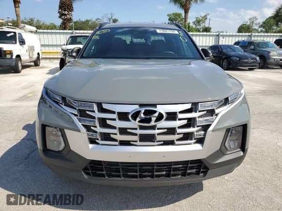 2024 Hyundai Santa Cruz SEL с VIN 5NTJCDAE1RH095344, выставлен на аукционе Copart как лот 73881794 с пробегом 10 381 миль миль и На запчасти • Non repairable. История ставок и продаж доступна на DreamBid. Изображение 5.