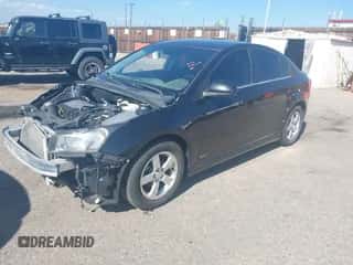 2013 Chevrolet Cruze 1LT z VIN 1G1PC5SBXD7319638, wystawiony jako IAAI lot #43451611 z przebiegiem 92 195 mil mil oraz . Historia ofert i sprzedaży dostępna na DreamBid. Obrazek 2.