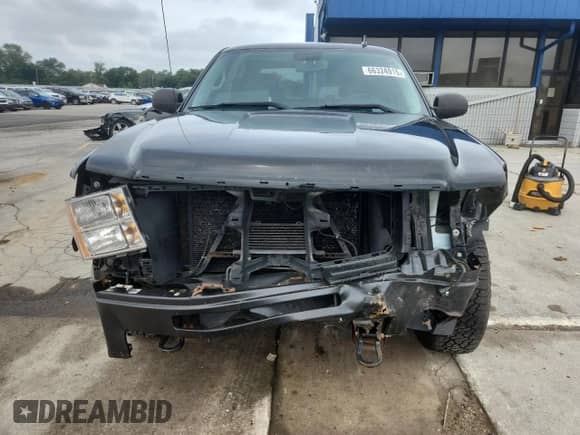 2013 GMC Sierra 1500 SLE z VIN 3GTP2VE76DG289690, wystawiony jako Copart lot #66324915 z przebiegiem 155 445 mil mil oraz Czysty tytuł • Clean title. Historia ofert i sprzedaży dostępna na DreamBid. Obrazek 5.