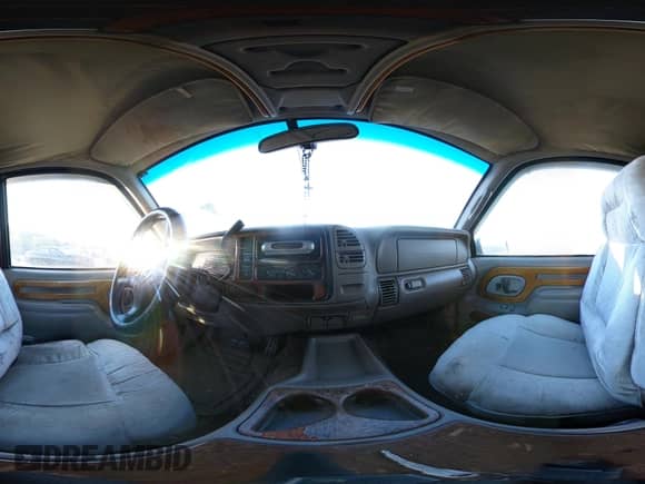 1997 Chevrolet Silverado 1500 с VIN 2GBEC19R4V1106343, выставлен на аукционе IAAI как лот 43557721 с пробегом 220 355 миль миль и . История ставок и продаж доступна на DreamBid. Изображение 18.