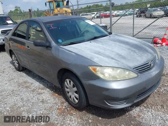 2006 Toyota Camry STD с VIN 4T1BE32K76U734626, выставлен на аукционе IAAI как лот 42644763 с пробегом 284 458 миль миль и . История ставок и продаж доступна на DreamBid. Изображение 1.