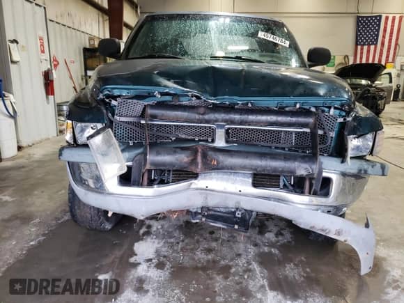 1999 Dodge 2500 with VIN 3B7KF23Z4XG198486, listed as a Copart auction lot 45746784 with 109,430 mi miles and Clean title. Bid and sale history available at DreamBid. Image 5.