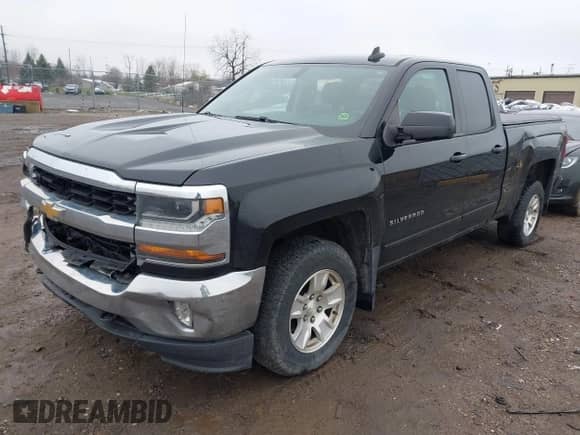 2017 Chevrolet Silverado 1500 LT with VIN 1GCVKREH6HZ140208, listed as a IAAI auction lot 42000684 with 174,989 mi miles and . Bid and sale history available at DreamBid. Image 17.