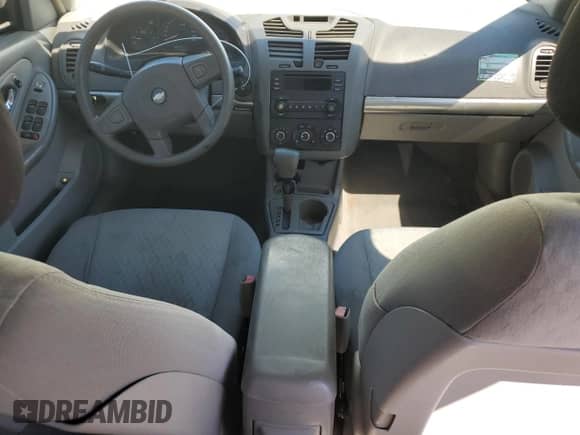 2004 Chevrolet Malibu z VIN 1G1ZS52FX4F129083, wystawiony jako Copart lot #84397055 z przebiegiem 177 499 mil mil oraz Szkoda całkowita • Salvage title. Historia ofert i sprzedaży dostępna na DreamBid. Obrazek 8.