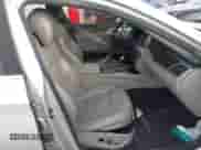 2015 Hyundai Genesis 3.8L z VIN KMHGN4JE2FU064698, wystawiony jako IAAI lot #42993153 z przebiegiem 237 107 mil mil oraz . Historia ofert i sprzedaży dostępna na DreamBid. Obrazek 5.